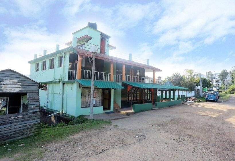 ホテル Oyo 24221 Daneys Guest House