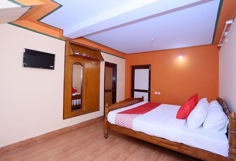 ホテル Oyo 24221 Daneys Guest House