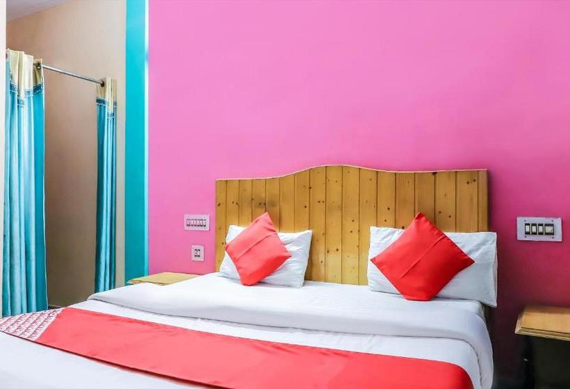 Отель Oyo 24927 Himgiri Resort