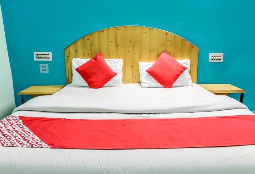 Отель Oyo 24927 Himgiri Resort