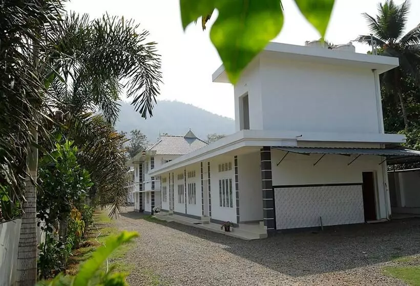 ホテル Oyo 26964 Palm View Residency