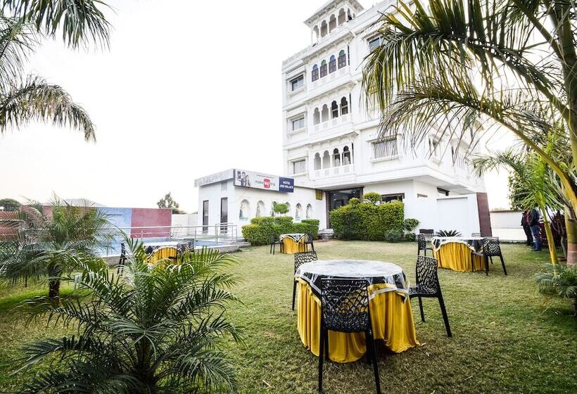 Hôtel Oyo 28253 Jmd Palace