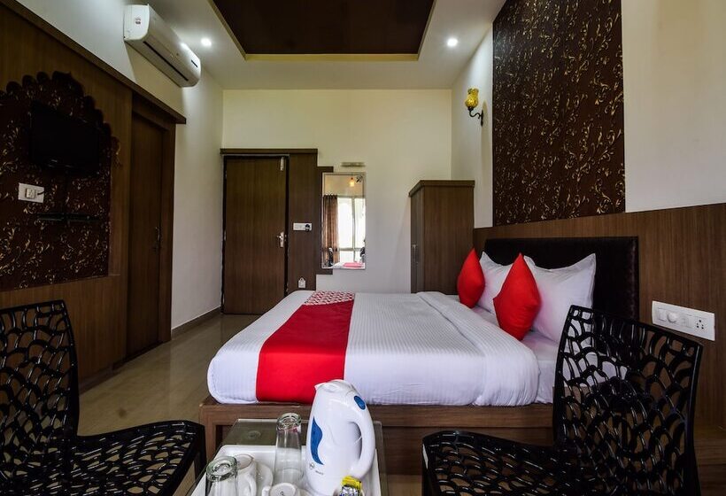 Hôtel Oyo 28253 Jmd Palace