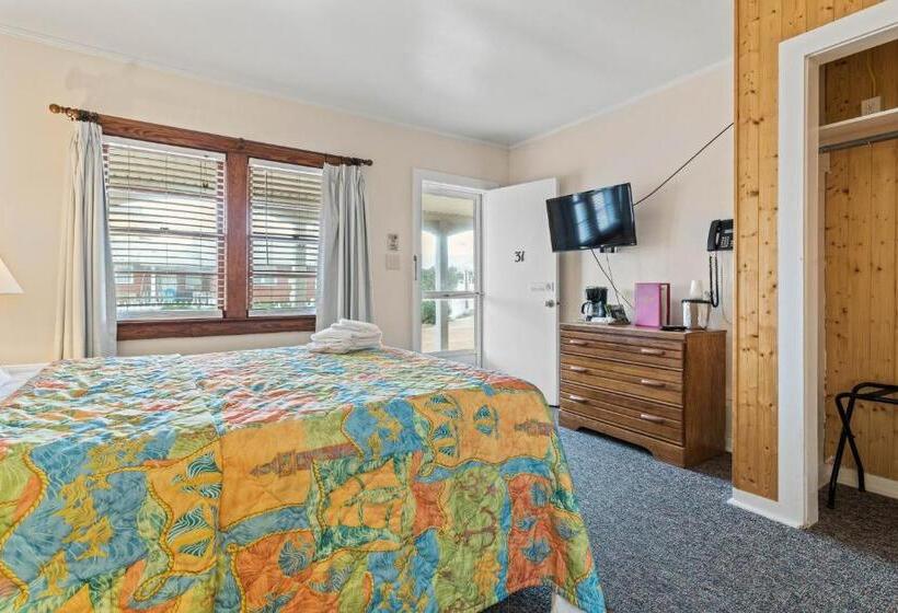 汽车旅馆 Cavalier By The Sea