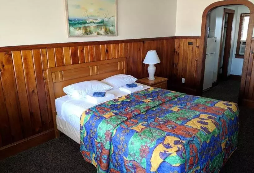 モーテル Cavalier By The Sea