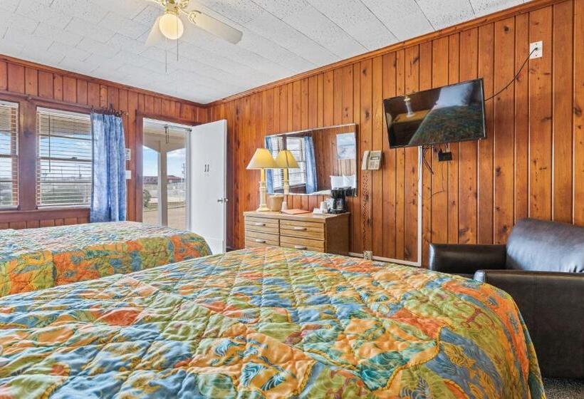 汽车旅馆 Cavalier By The Sea