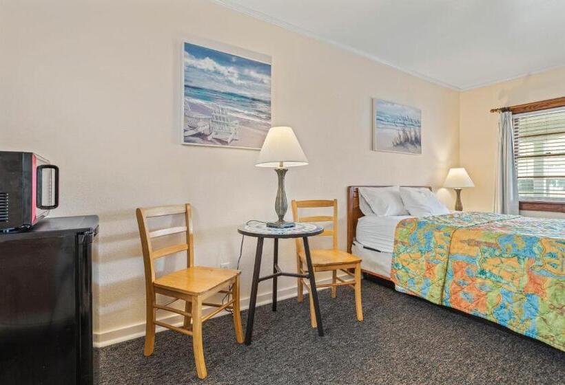 汽车旅馆 Cavalier By The Sea