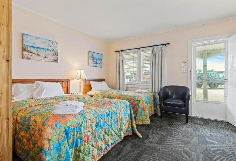 汽车旅馆 Cavalier By The Sea