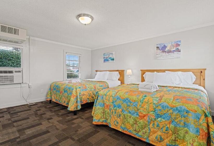 汽车旅馆 Cavalier By The Sea