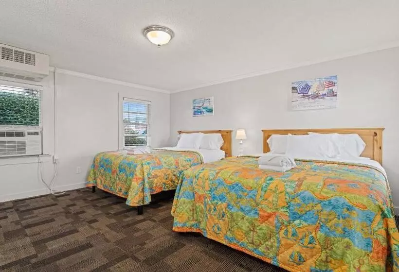 モーテル Cavalier By The Sea