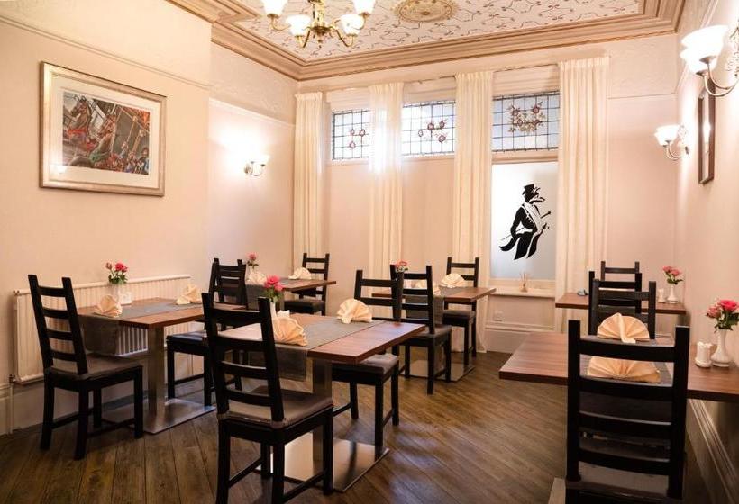 פנסיון Fox Lodge