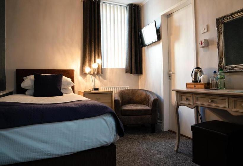 פנסיון Fox Lodge