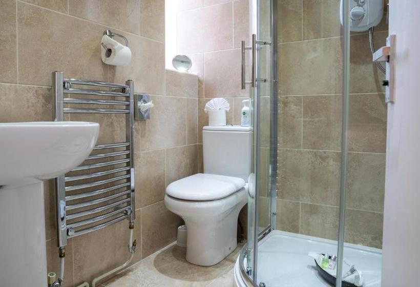 פנסיון Fox Lodge