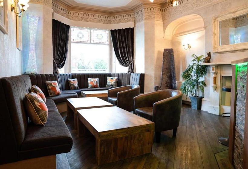 פנסיון Fox Lodge