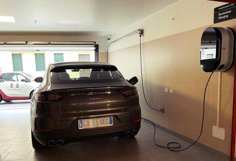 تختخواب و صبحانه Antica Pusterla Relais De Charme