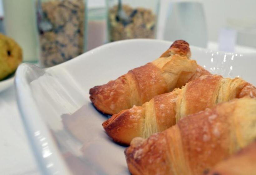 تختخواب و صبحانه Antica Pusterla Relais De Charme