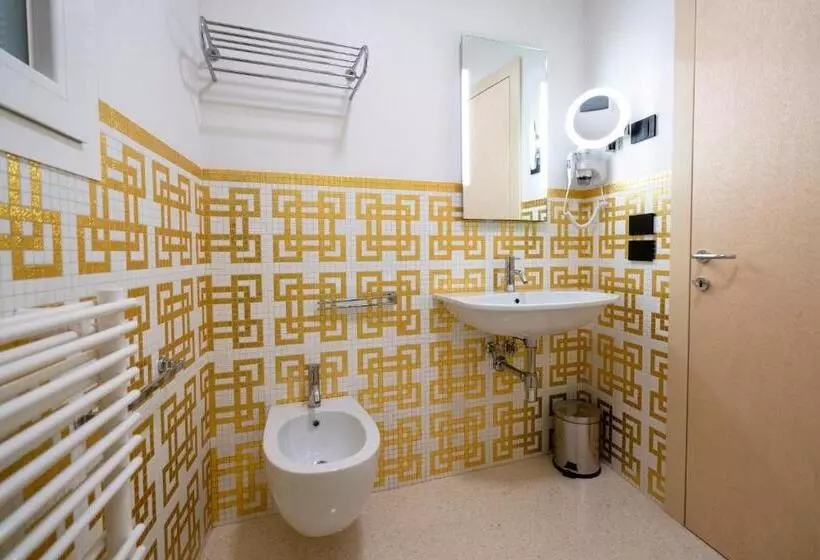 تختخواب و صبحانه Antica Pusterla Relais De Charme