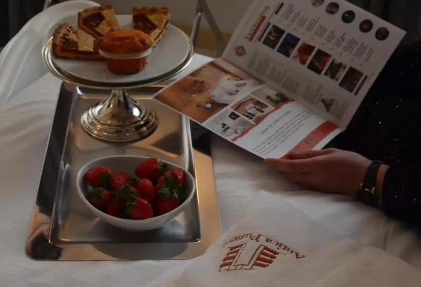 تختخواب و صبحانه Antica Pusterla Relais De Charme