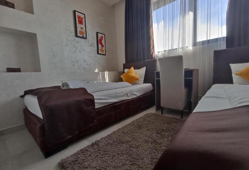 Garnet Hotel & Event Centar