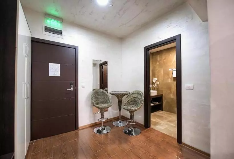 Garnet Hotel & Event Centar