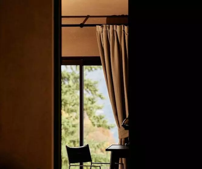 Hotelli Relais Castello Di Morcote