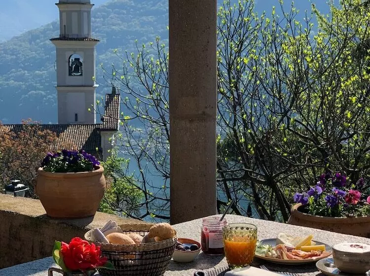 Hotelli Relais Castello Di Morcote