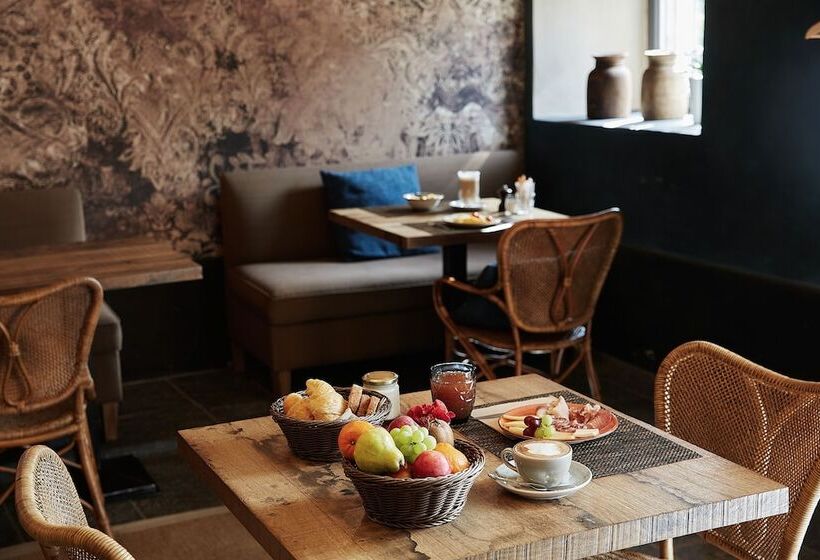 Hotel Relais Castello Di Morcote