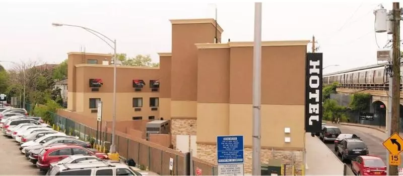 Hotelli Mint Jfk Airport