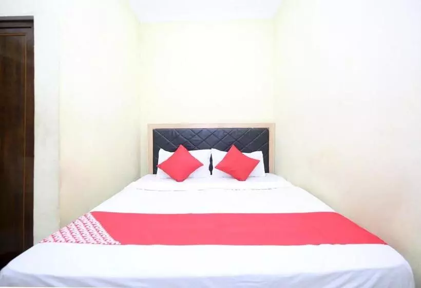 Oyo 26160 Hotel Multi Star