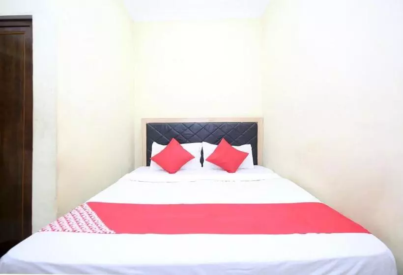 Oyo 26160 Hotel Multi Star