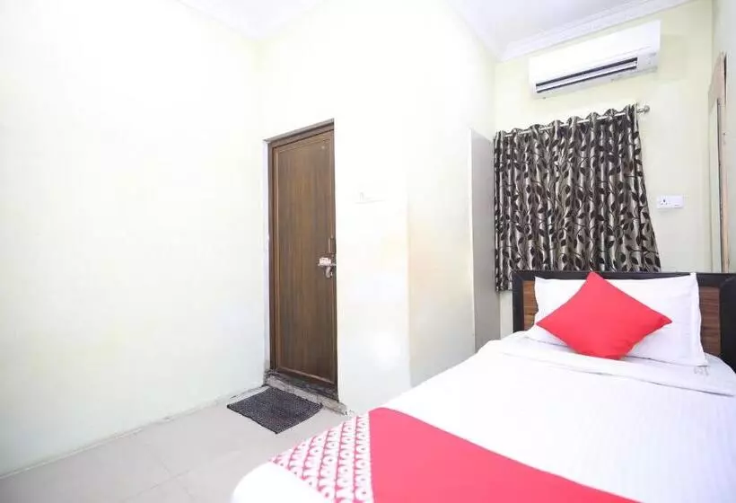 Oyo 26160 Hotel Multi Star
