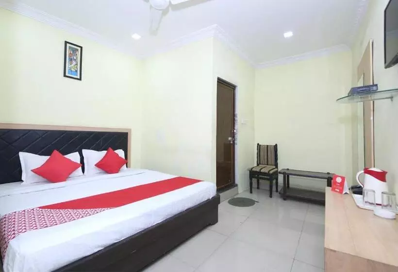 Oyo 26160 Hotel Multi Star