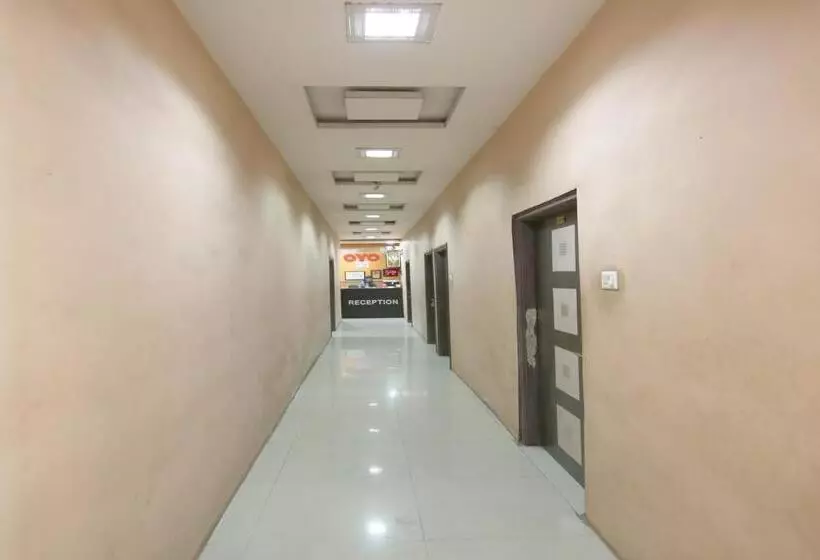 Oyo 26160 Hotel Multi Star