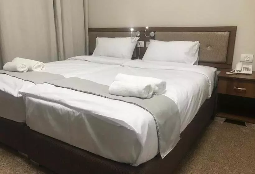 پانسیون Eli Guest House