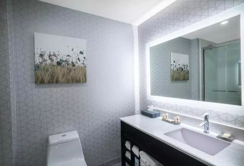 Hotelli La Quinta By Wyndham West Memphis