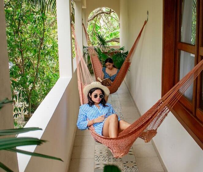 Le Muuch Hotel Boutique