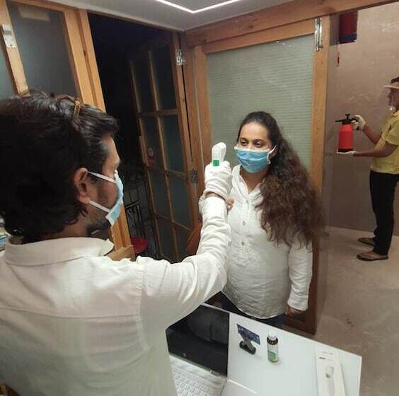 Hotel Rooms Dadar Near Station