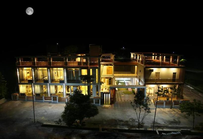 Hotel Saffron Villa Yercaud