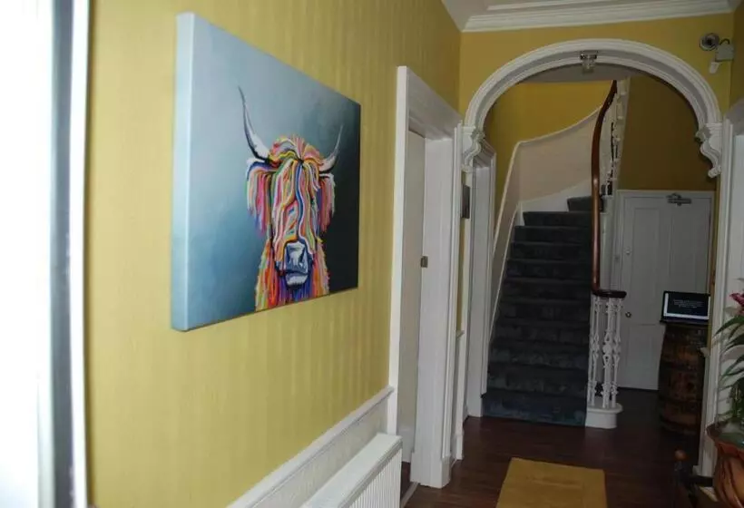 Hotelli The Coo's Guest House