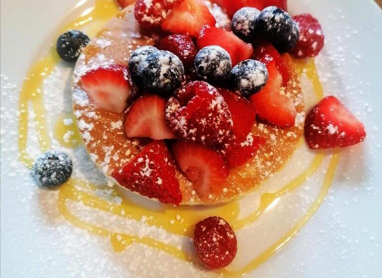 Отель The Coo's Guest House