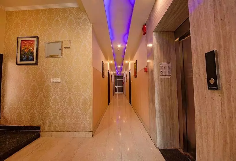 Fabhotel As Residency