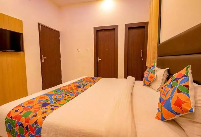 Fabhotel As Residency