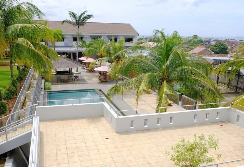 فندق Kuraya Residence Lampung