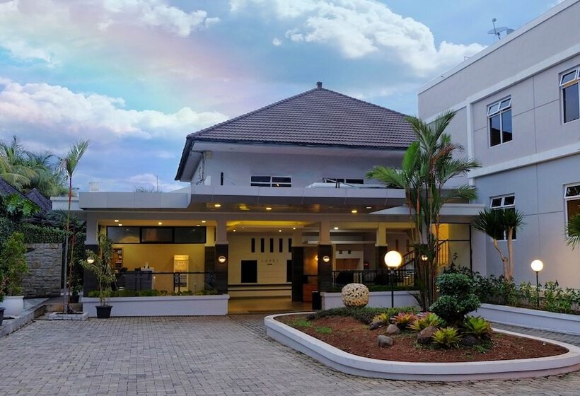 فندق Kuraya Residence Lampung