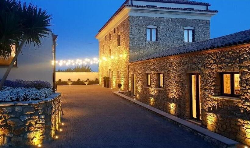 فندق Villa Flora Relais