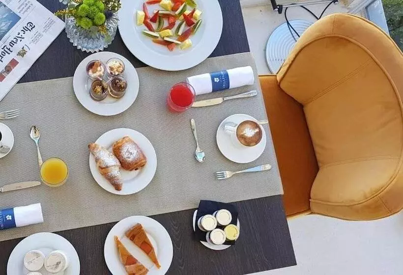 ホテル Villa Flora Relais