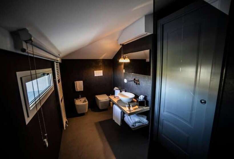 فندق Villa Flora Relais