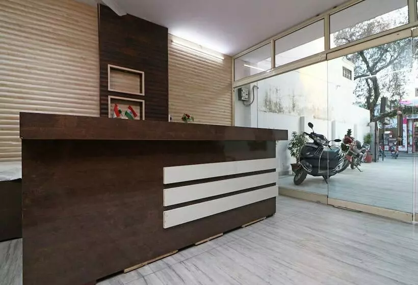 Oyo 16270 Hotel Sweet Home