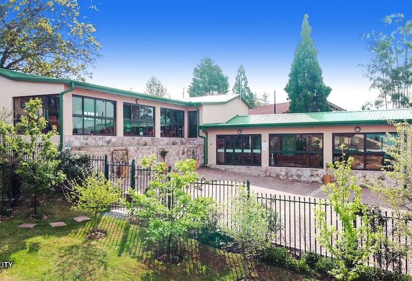 פנסיון Cinzaco Dullstroom