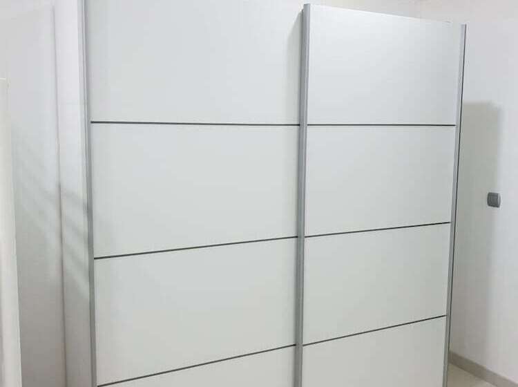 ペンション Mikaela Guest House